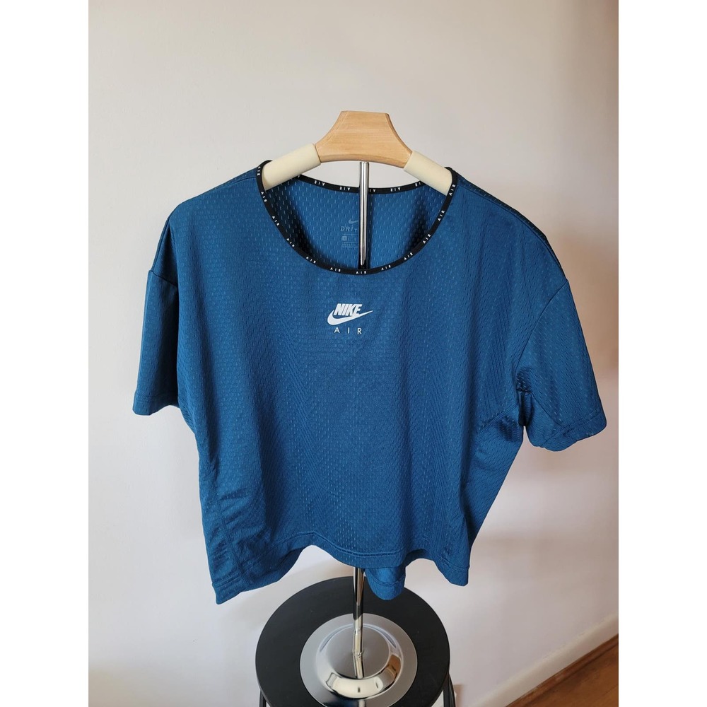 Nike Cropped Dri-Fit Shirt Men Large
